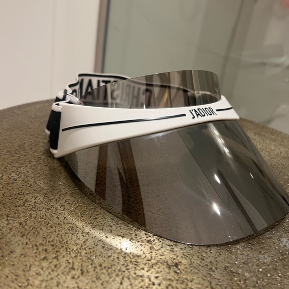 Women Dior Visor Hat - Never Worn - Picture 2 of 2